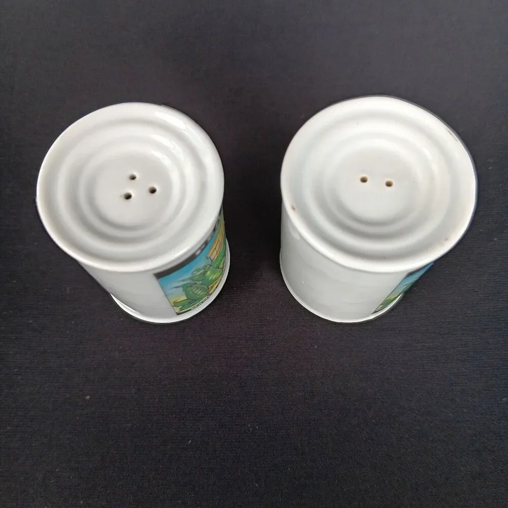 Vintage Marlo Seed Co Salt Pepper Shakers English Peas Garden Green Pea Artmark